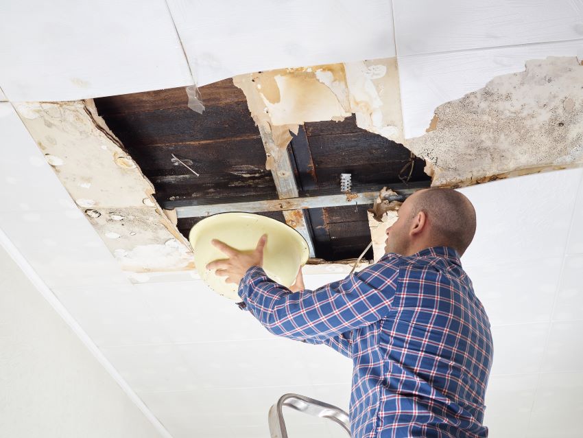 water-damage-ceiling