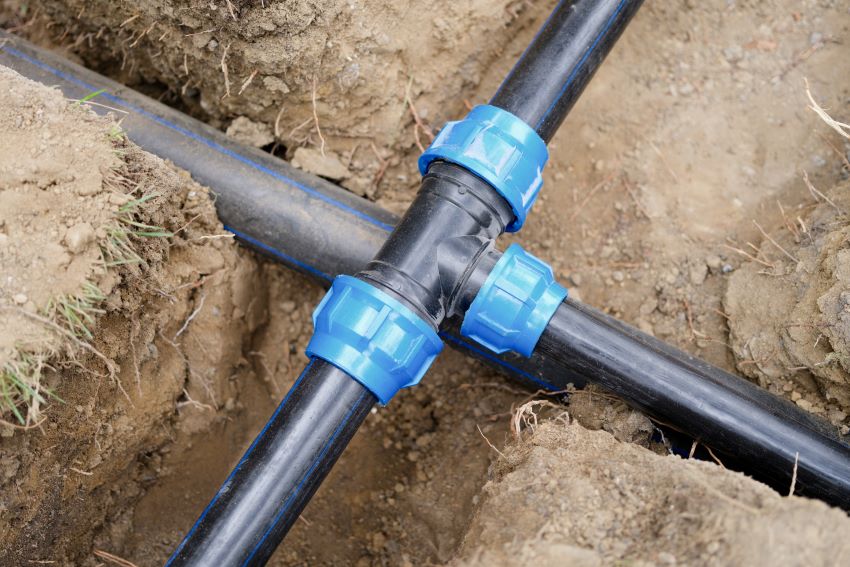 pinhole-water-leak-plumbing-line